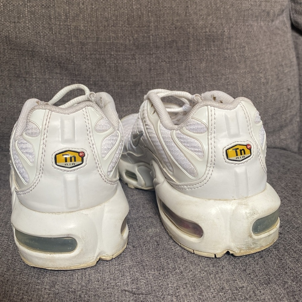 Nike Air Max Plus Sneakers in White - Picture 5 of 7